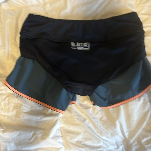 New  Balance athletic wear, size US-S - Picture 4 of 7